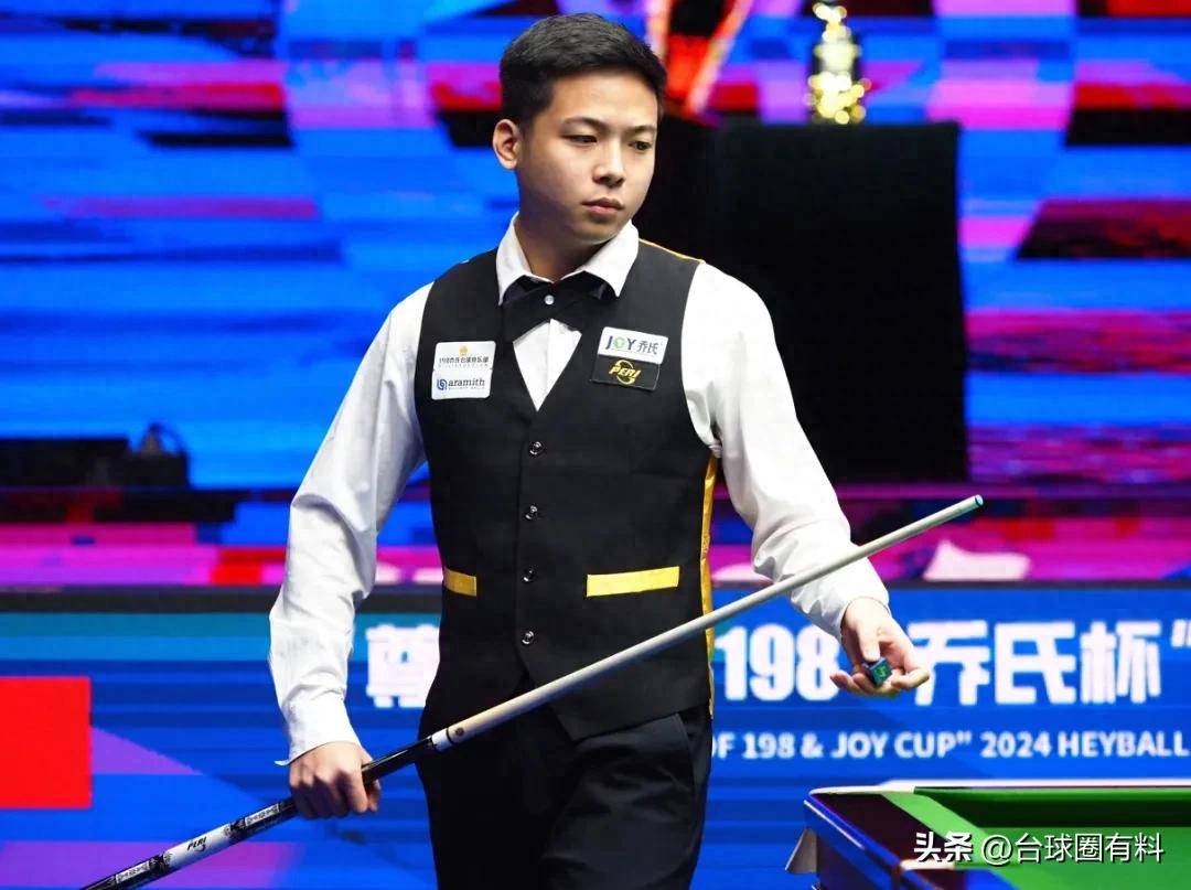 奏牢牢攥在 奏牢牢攥在