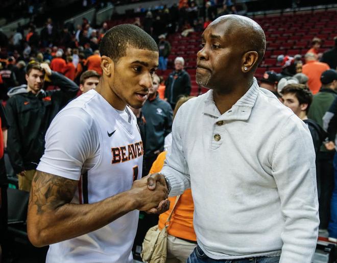 对参展商而 对参展商而